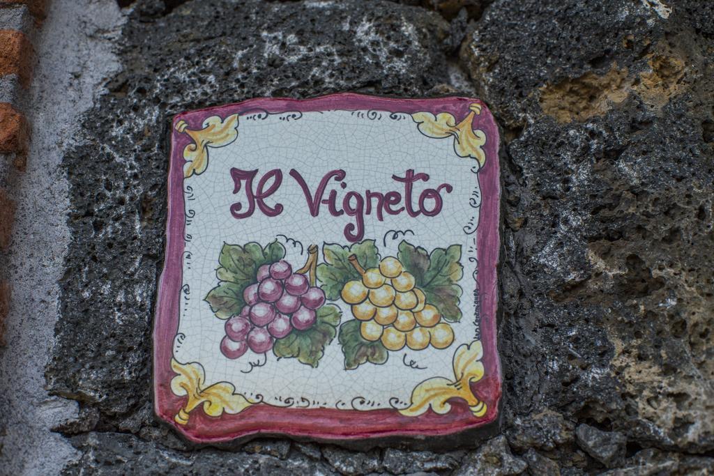 Il Tiglio Lägenhet Viagrande Exteriör bild